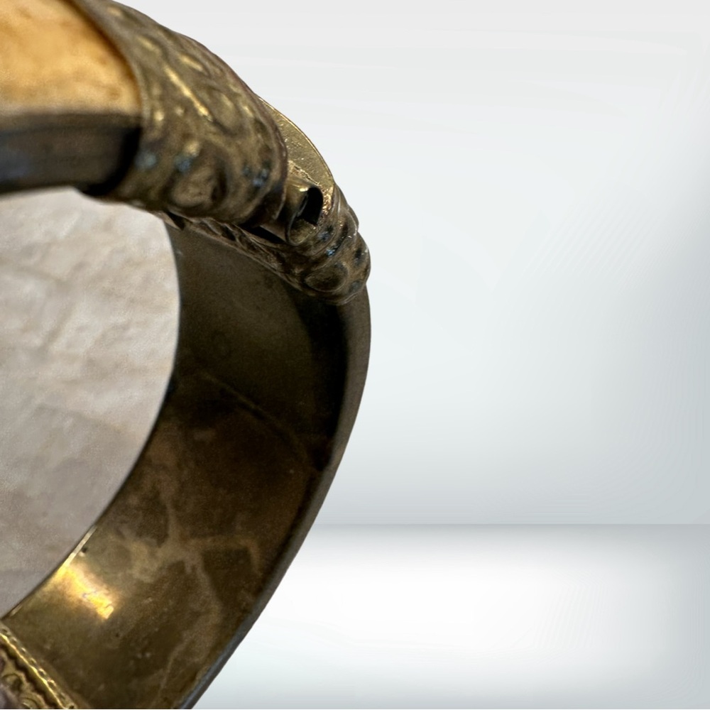 Faux Ivory  and Brass Tribal Costume Jewelry Bracelet - Picture 8 of 9
